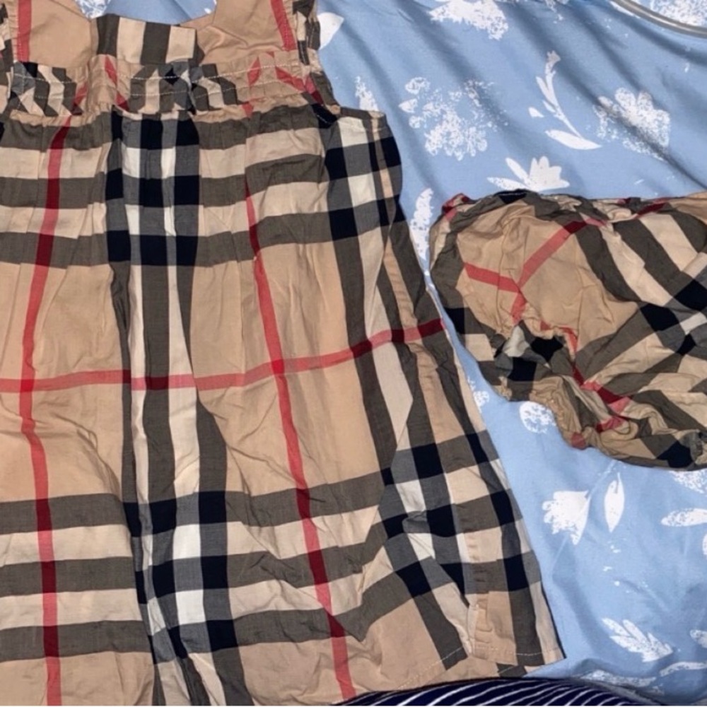 Burberry Beige and Black Checkered Outfit